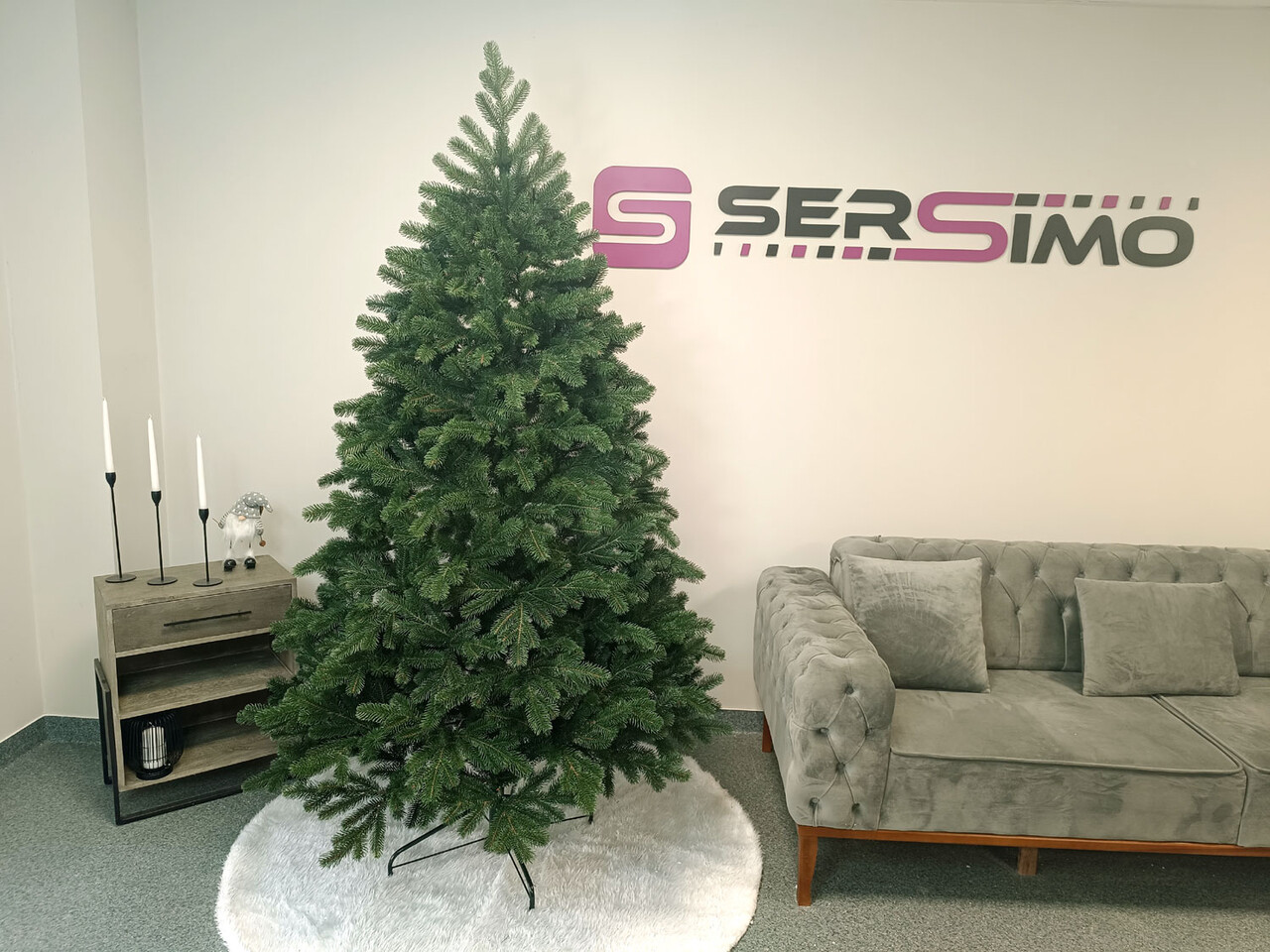 Brad artificial Christmas Deluxe by Sersimo, Kovalivska verde, 3D, 210cm — imaginea 3