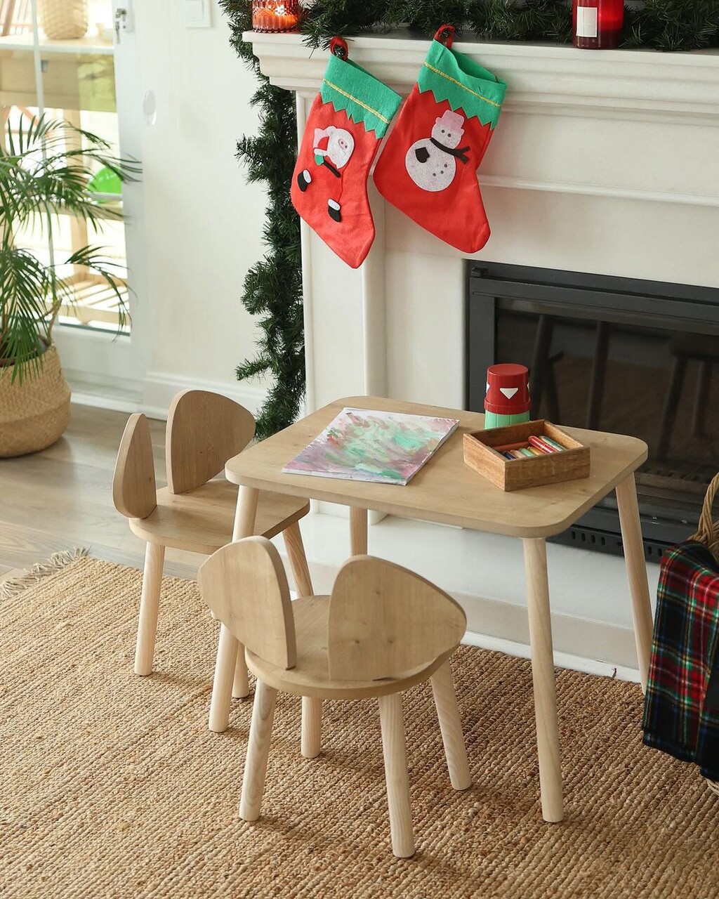 Set masa si scaun pentru copii, Bambini, Mickey Two Chair Set, Maro - 1 | YEO