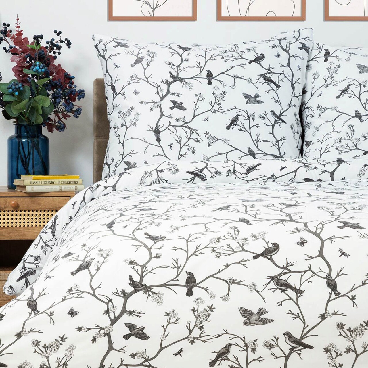 Lenjerie de pat King Size, Volatile, Homla, 3 piese, 200x220 cm, microfibra din bumbac, alb/gri
