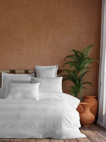 Lenjerie de pat dubla 3 piese, Max Yollu Saten - White, EnLora Home, 70% bumbac/30% poliester