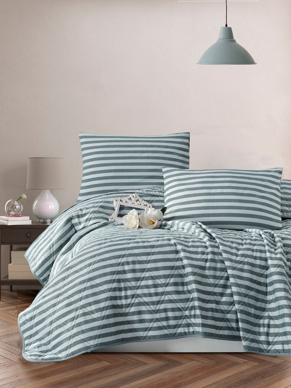 Cuvertura matlasata dubla, Water Yollu Saten - Green, EnLora Home, 70% bumbac / 30% poliester