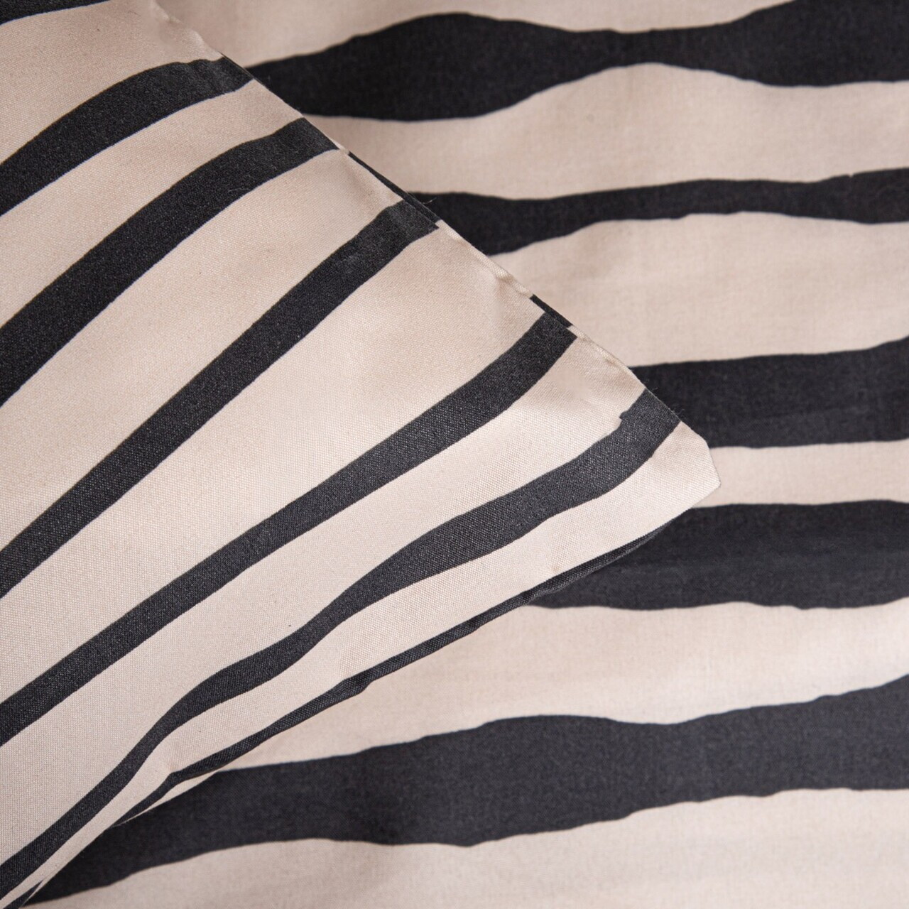 Lenjerie de pat King Size, Lino, Homla, 200x220 cm, 3 piese, microfibra din poliester, bej/negru — imaginea 5