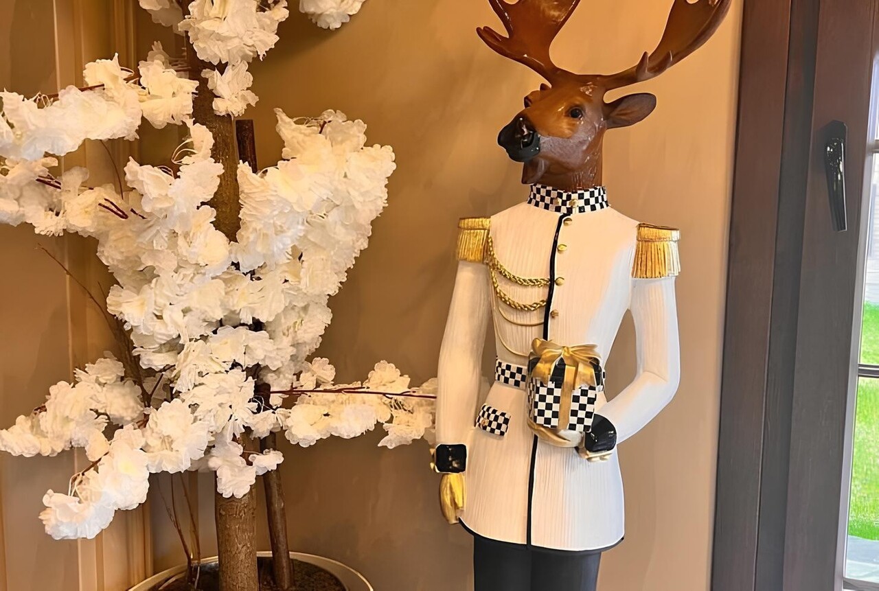 Decoratiune, CY0701, 32x32x135 cm, Poliester, Alb/Negru