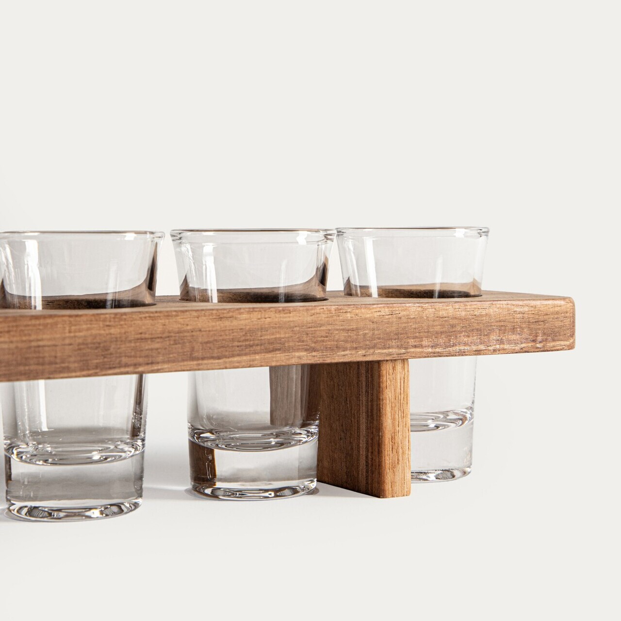 Set 6 pahare si suport Lustre, Homla, 45 ml, lemn/sticla, natur/transparent - view 3