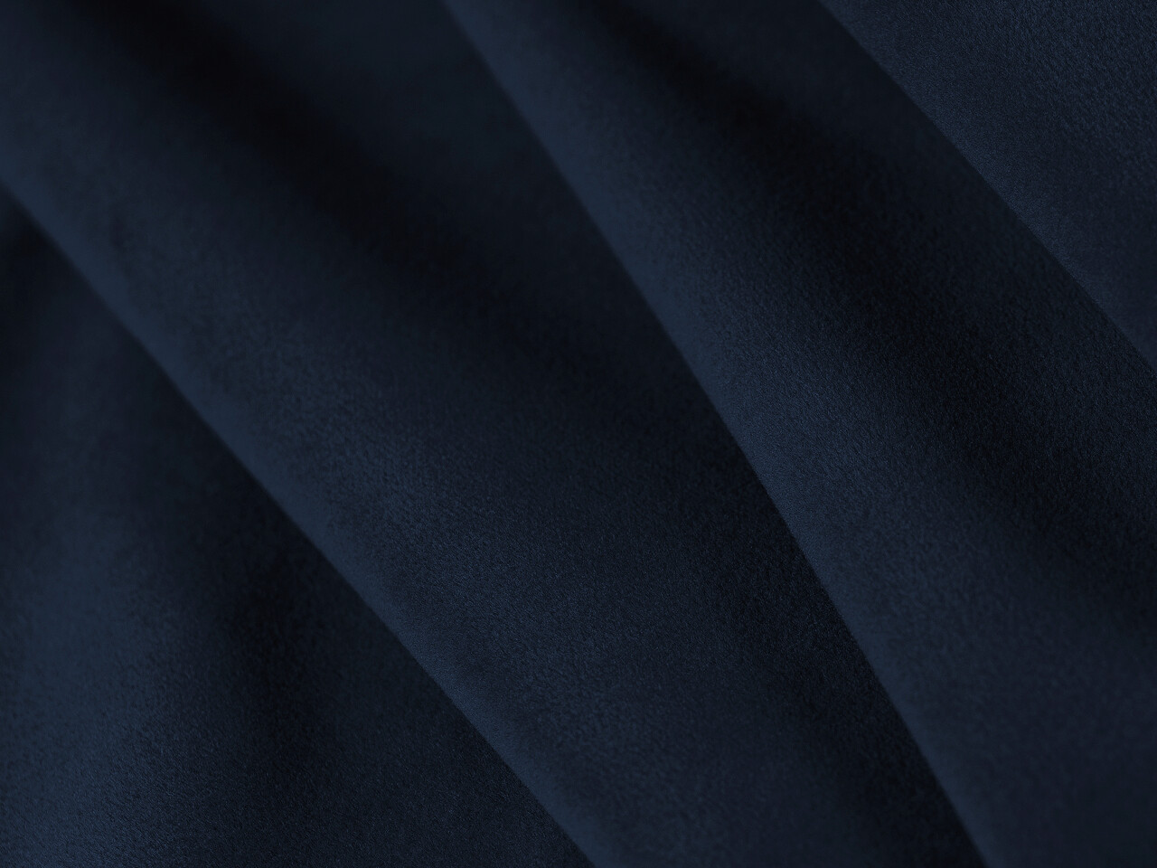 Canapea 2 locuri, Mackay, Cosmopolitan Design, 150x94x73 cm, catifea, albastru