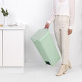Cos de gunoi cu pedala, Brabantia, StepUp, 40 L, 35.2x28x66.6 cm, polipropilena, verde jad