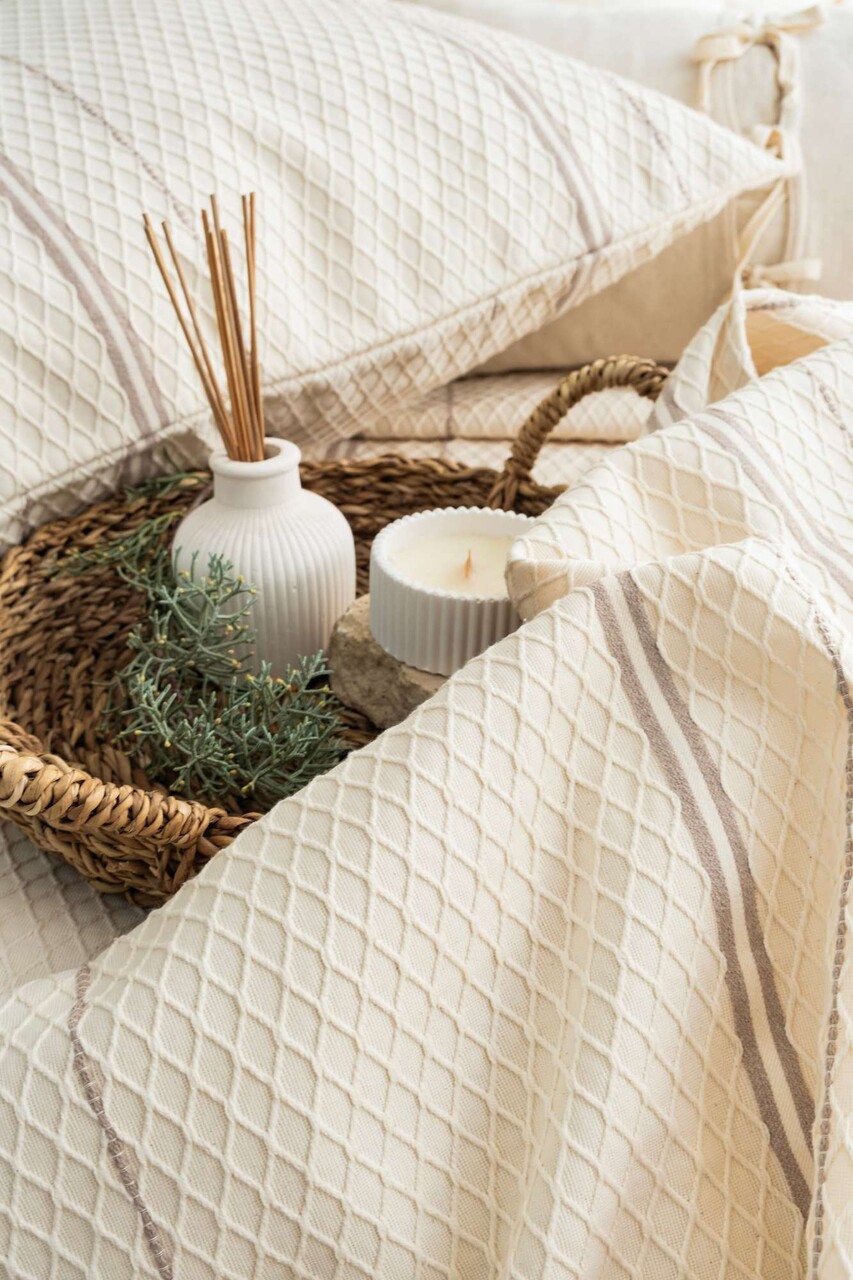 Set cuvertura pique dubla, Ruby - Beige, Şaheser, Bumbac