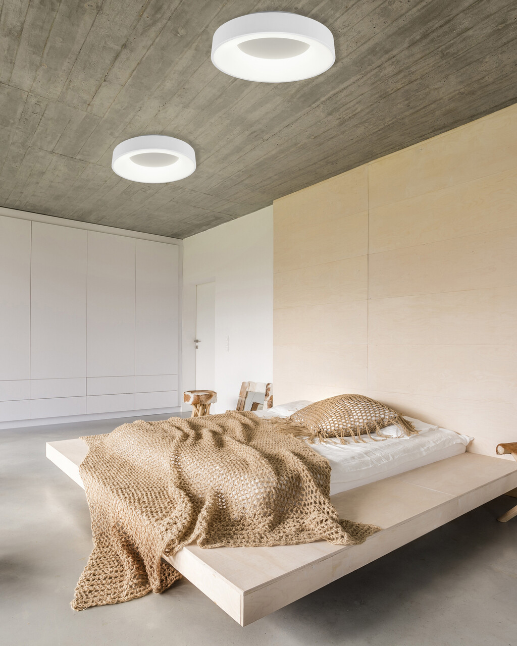 Plafoniera Girona, TRIO, 45x11 cm, 27W, 1x SMD, metal, alb mat