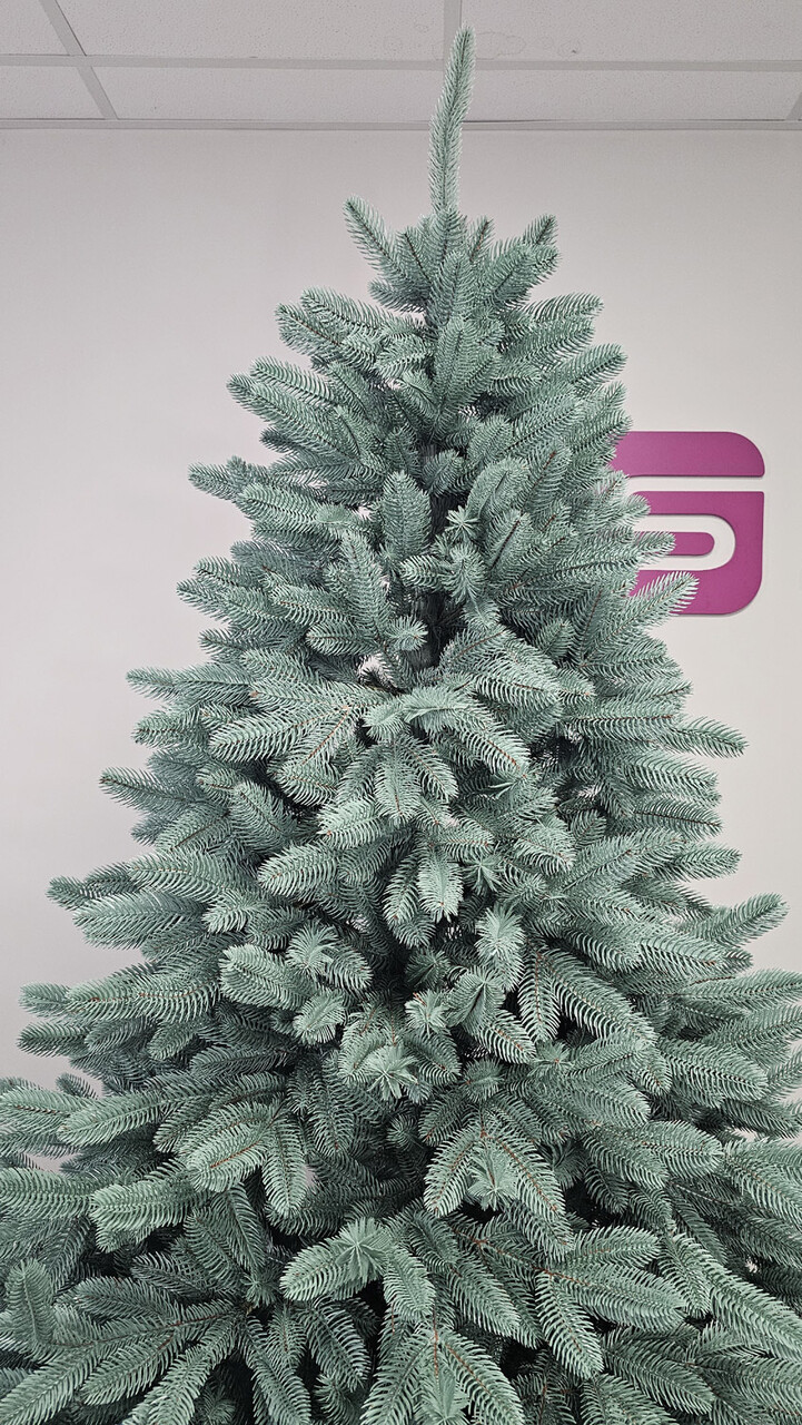 Brad artificial Christmas Deluxe by Sersimo, Laponia Select argintiu, integral 3D, 250cm — imaginea 8