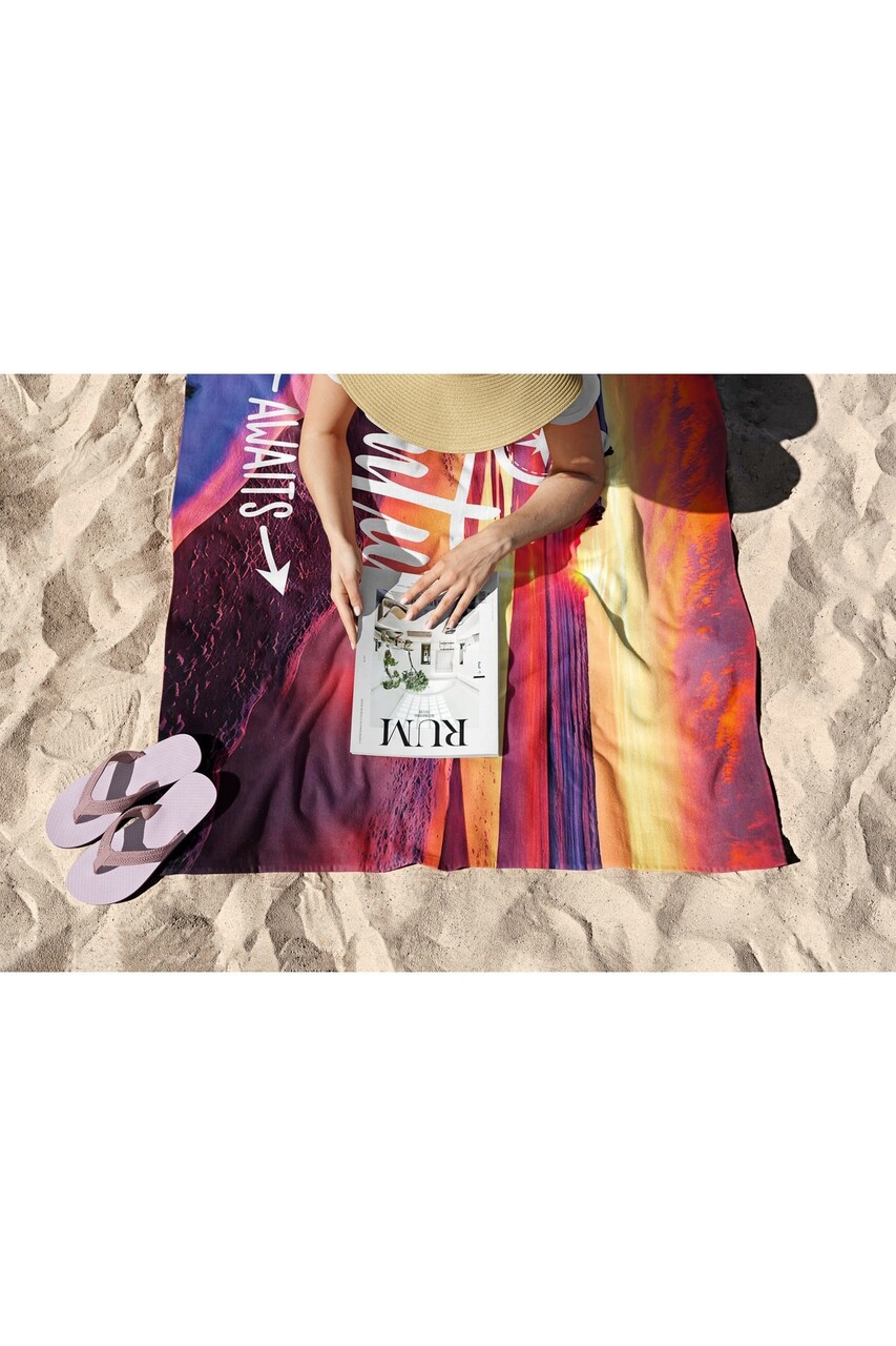 Prosop de plaja, Astacura, Adventures Awaits 70, 70x130 cm, Poliester/Poliamida, Multicolor