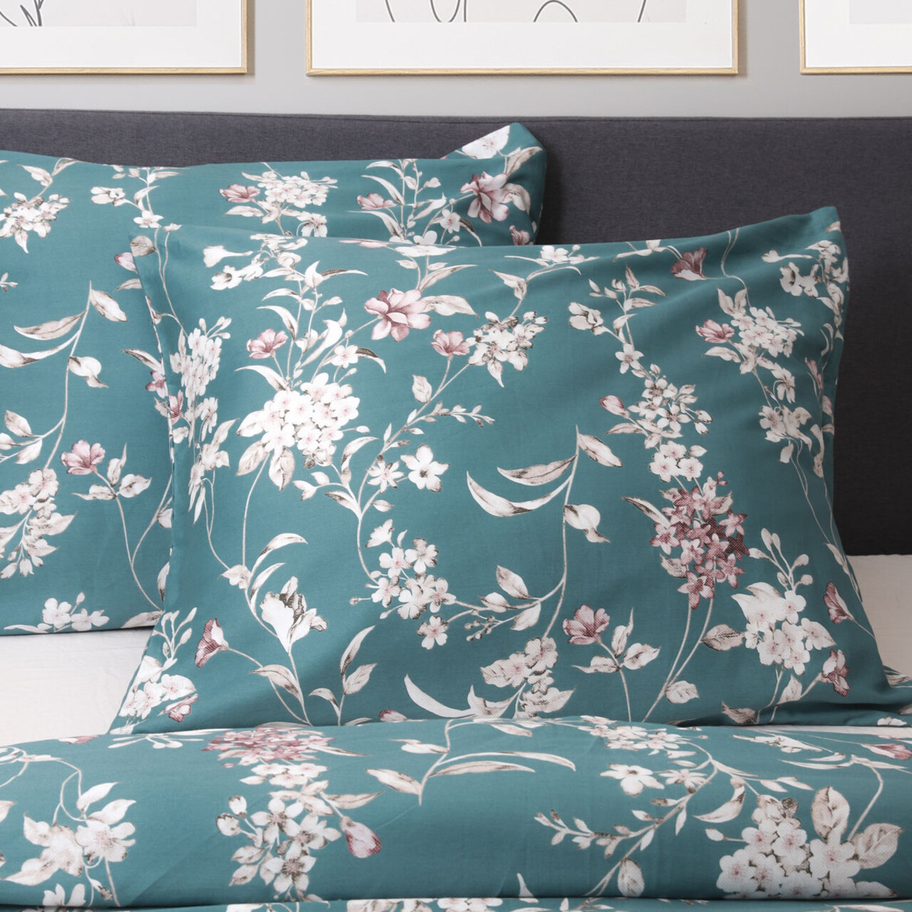Lenjerie de pat King Size, Grelio, Homla, 3 piese, 200x220 cm, bumbac satinat, multicolor