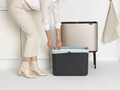 Cos de gunoi cu soft touch, Brabantia, Bo Touch Metallic, 36 L, 31.2x54x68 cm, otel, auriu