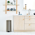 Cos de gunoi cu pedala, Brabantia, NewIcon Platinum, 30 L, 38x29.3x67.9 cm, otel, gri inchis