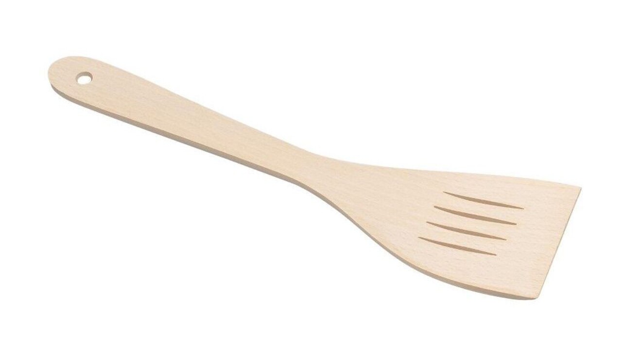 Spatula cu gauri Practic, forma curbata, 31 cm, lemn de fag