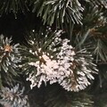 Brad artificial Christmas Deluxe by Sersimo, Crystal nins cu merisoare, 2D, 150cm