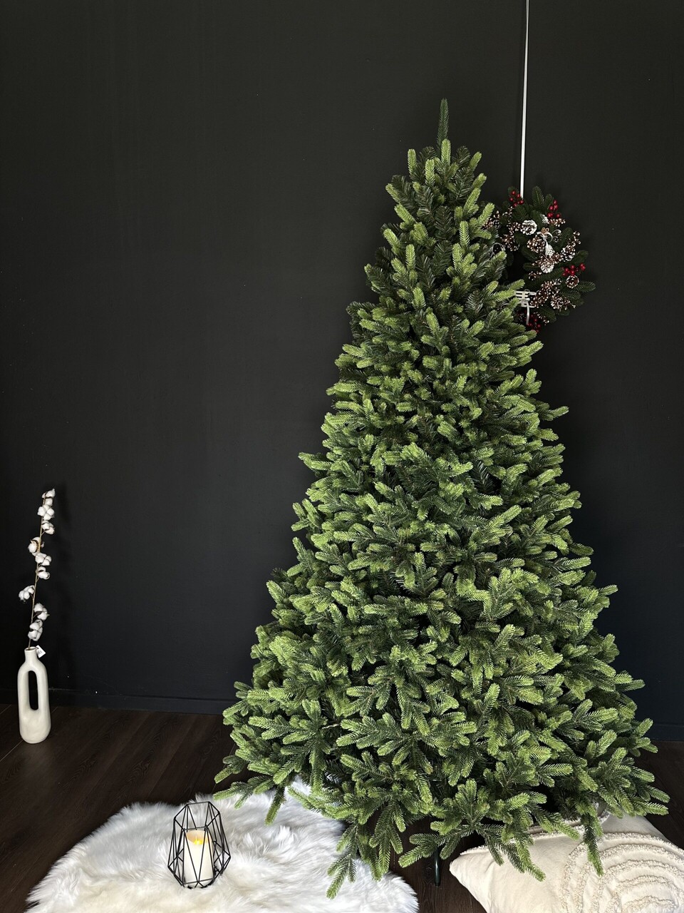 Brad artificial Christmas Deluxe by Sersimo, Carpati cu varfuri verzi, 2D+3D, 210cm — imaginea 2
