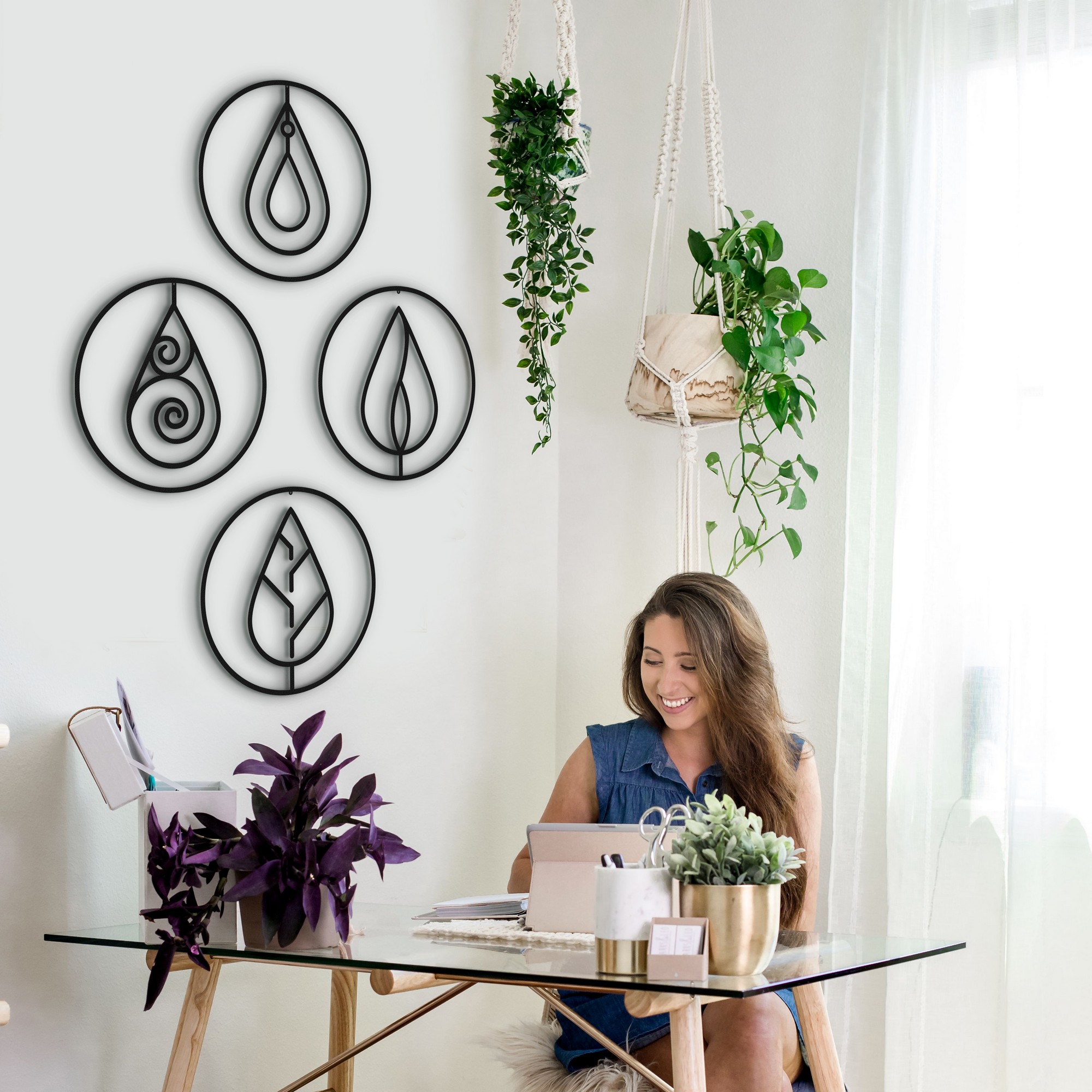 Set de accesorii decorative de perete din metal, DK-ELT-003, Dimensiune: 40 x 40 x 0,15 cm (4 bucăți), Negru