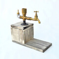 Dispenser bauturi, Evila Originals, DSP005, 32x30x14 cm, Nuc / Aur