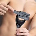 Aparat de ras corporal pentru barbati, InnovaGoods, manual, pliabil, 40 cm