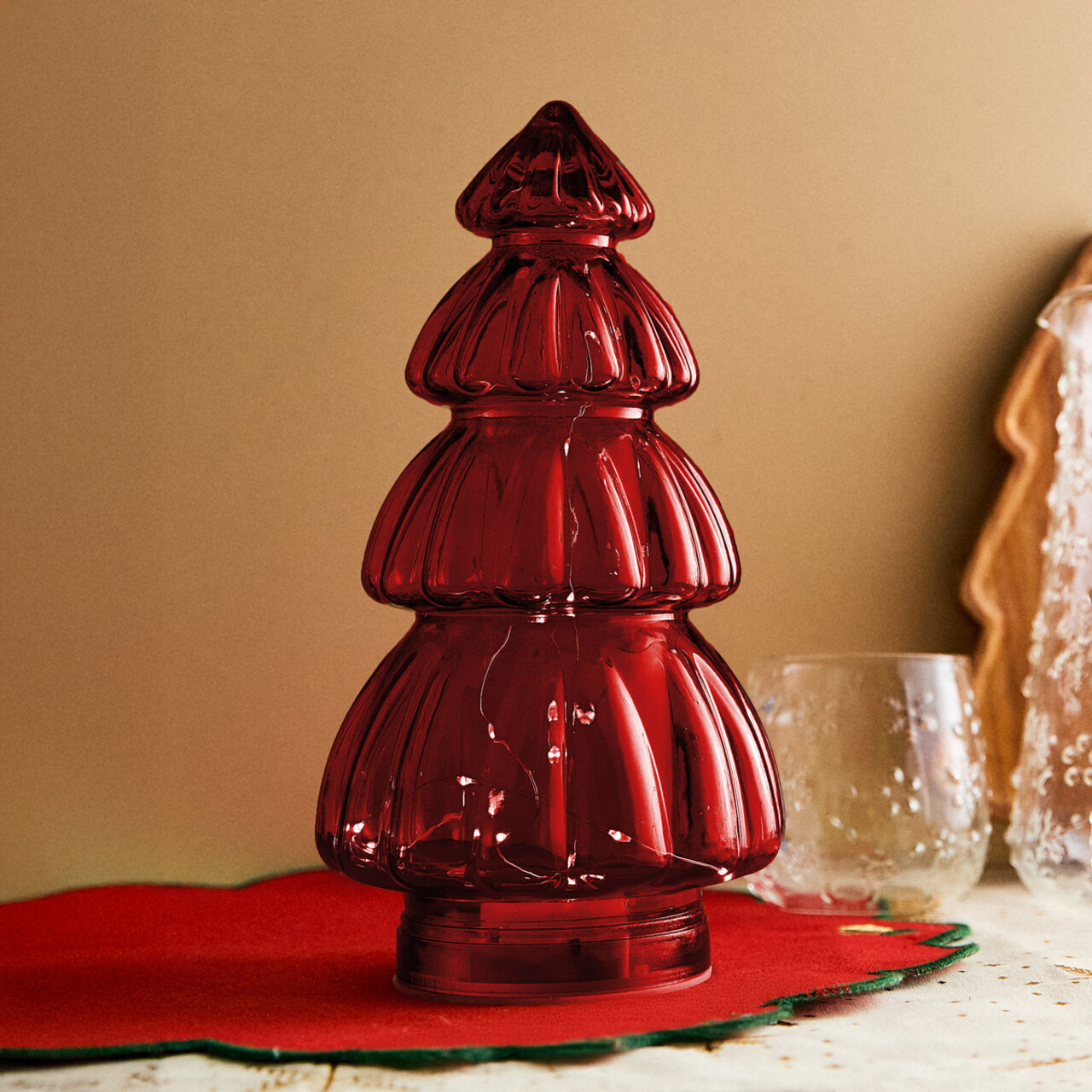 Decoratiune luminoasa Lapland, Homla, 15x28 cm, sticla, rosu - 1 | YEO