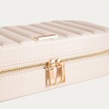Cutie pentru bijuterii Rinas, Homla, 20.5x10.5x6 cm, plastic/metal, bej