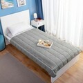 Patura cu greutati pentru o persoana Sweikett, InnovaGoods, 7 kg, 120 x 180 cm, poliester/perle de sticla, gri