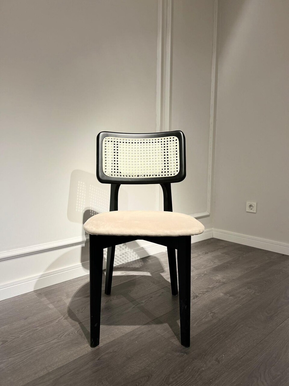 Set masă și scaune (5 bucăți), Hanah Home, Bell, Alb/Negru - imagine 3