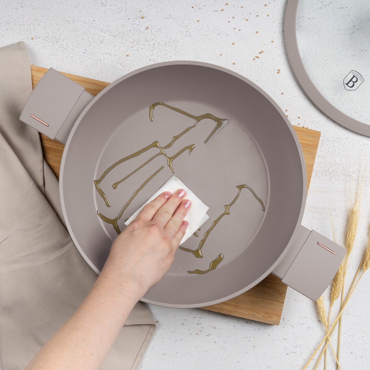 Oala cu capac Berlinger Haus, Taupe, 28 cm, 3.8 L, aluminiu forjat, taupe mat - imagine 7