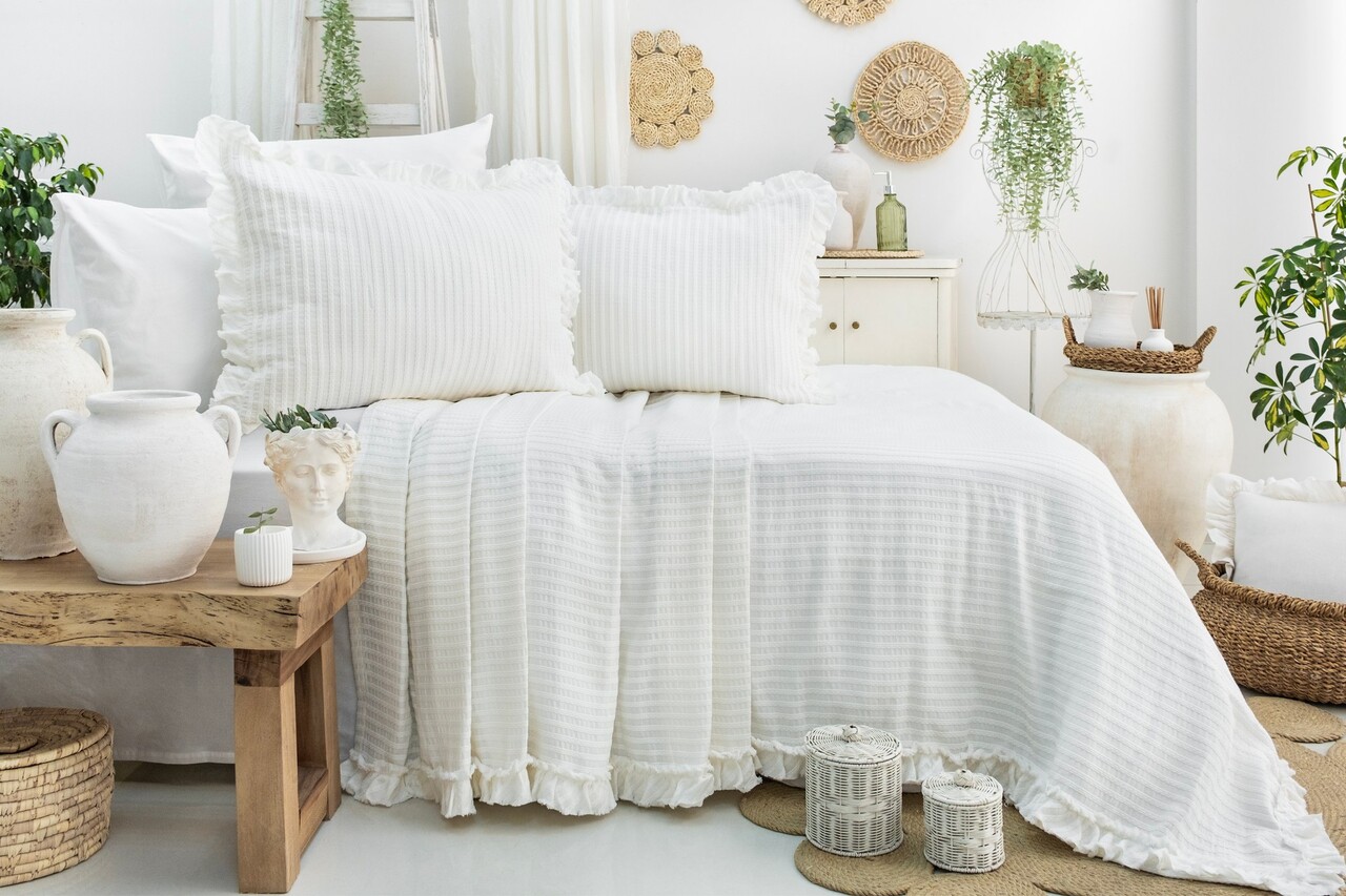 Set cuvertura pique dubla, Martha - Cream, Şaheser, Bumbac