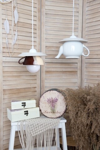 Lustra tea time, deco republic, e27, 1x60w, ceramica, ceainic alb + ceasca crem-maro