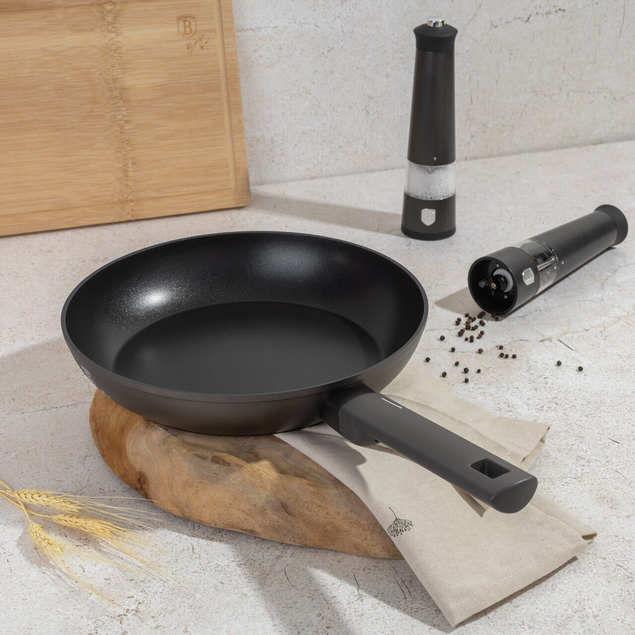 Tigaie Berlinger Haus, Anthracite, 28 cm, 2.4 L, aluminiu forjat, antracit mat - imagine 8