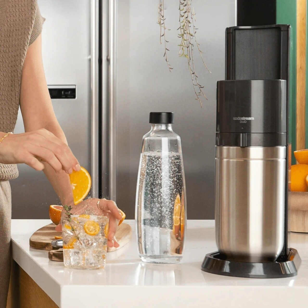 Aparat sifon Duo, cu 2 sticle incluse, Negru Metalic - SodaStream - imagine 7