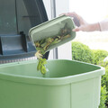 Recipient colectare resturi alimentare, Brabantia, SinkSide Waste Box, 22.1x12.7x10.7 cm, plastic/inox, verde jad