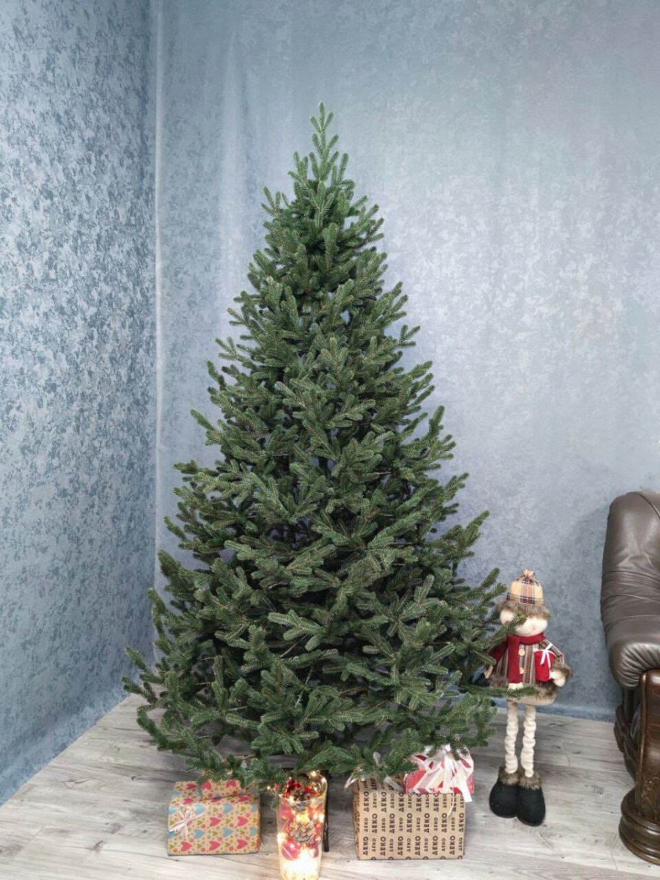 Brad artificial Christmas Deluxe by Sersimo, Viena verde, 3D, 180cm — imaginea 6