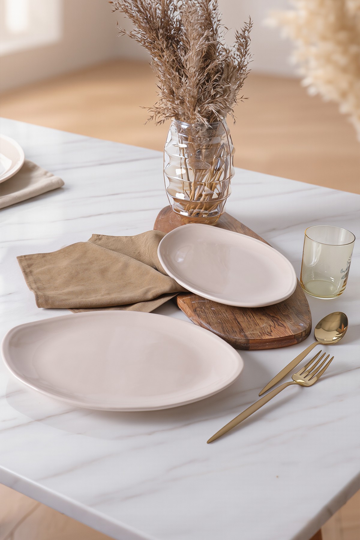 Set platouri servire, Hermia, 275KRM2644, Dimensiune: 31 cm (2 bucăți), Crem