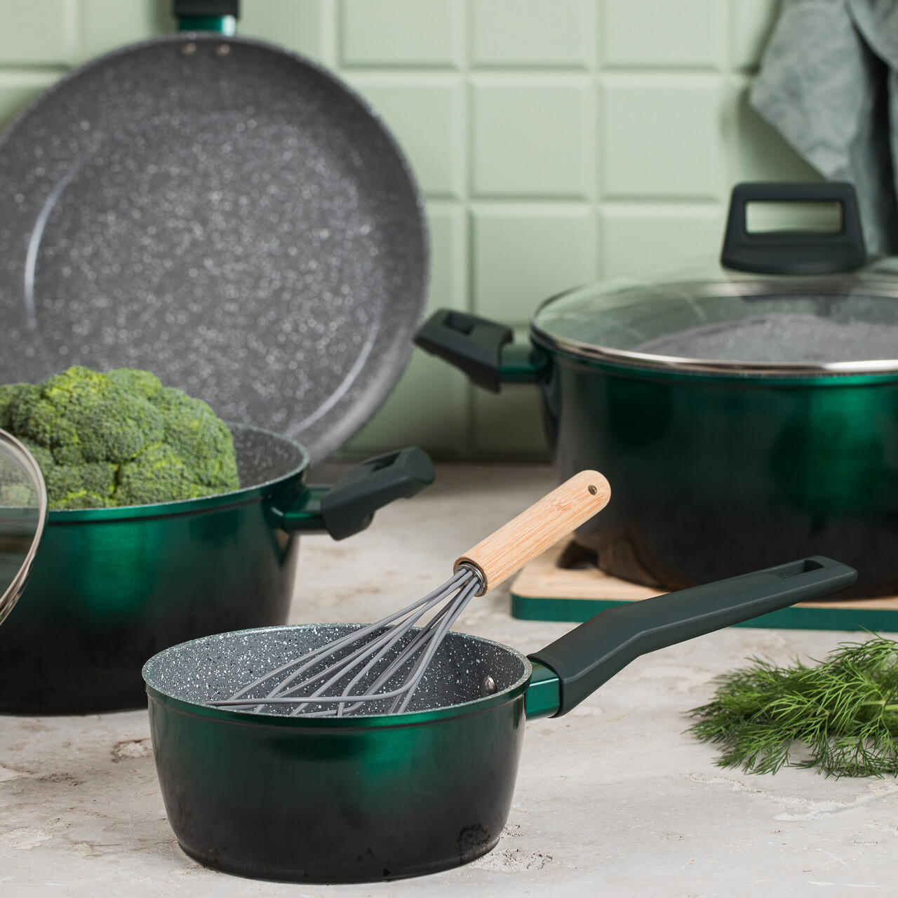 Oala cu capac Ombre Green, Ambition, invelis Qualum Ceramic Stone, 6.7 L, aluminiu, verde/negru - imagine 4