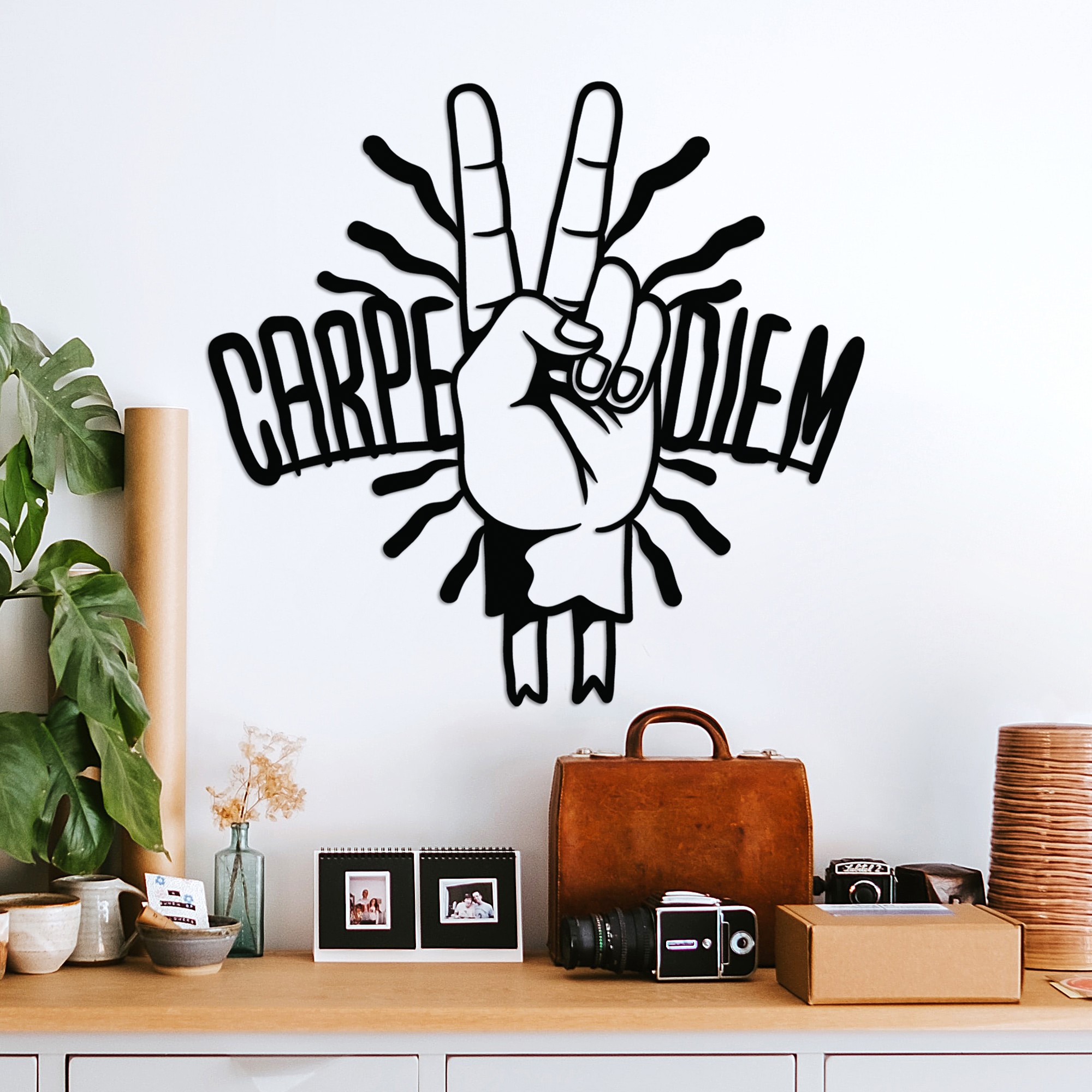 Decoratiune de perete, Carpe Diem 2, Dimensiune: 56 x 54 cm, Negru
