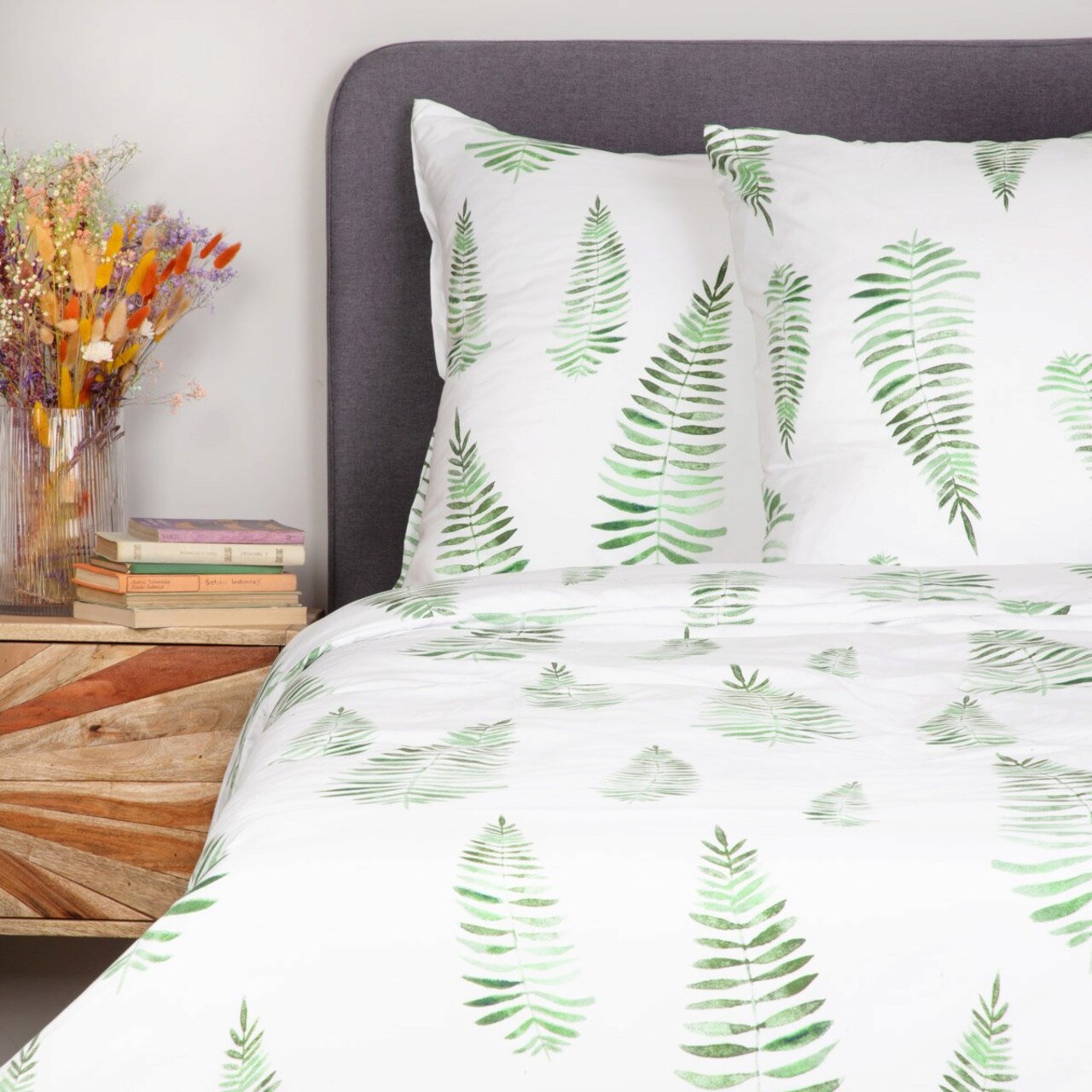 Lenjerie de pat King Size, Herve, Homla, 3 piese, 200x220 cm, microfibra din poliester, alb/verde