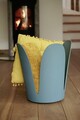 Taburet pentru baie Comiso, Wenko, 44.5x46 cm, plastic/poliuretan, albastru petrol