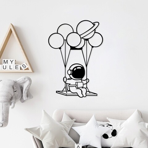 Decoratiune de perete, astronaut 1, metal, dimensiune: 44 x 70 cm, negru