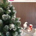 Brad artificial Christmas Deluxe by Sersimo, Crystal nins cu merisoare, 2D, 150cm