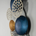 Decoratiune de perete, Bronte - CH103-2, metal, 90 x 42 cm, multicolor