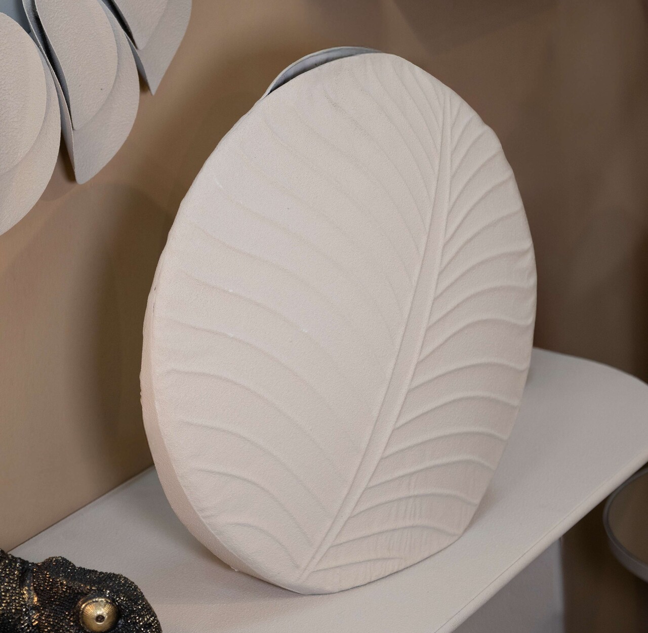 Vaza decorativa Dune, Mauro Ferretti, 41.5x41.5 cm, fier, crem - 2 | YEO