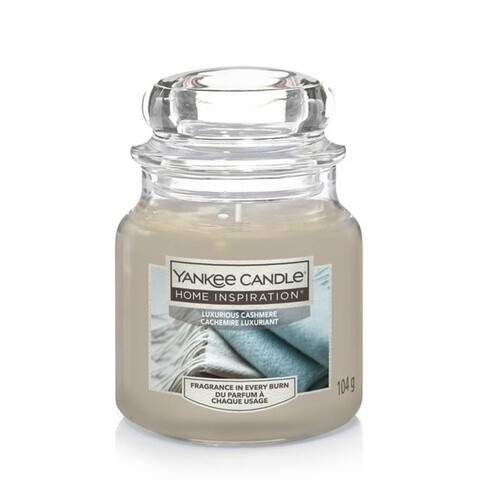 Lumanare parfumata in suport de sticla, Yankee Candle, 30 ore, 104 g, mimoza/iris/vanilie