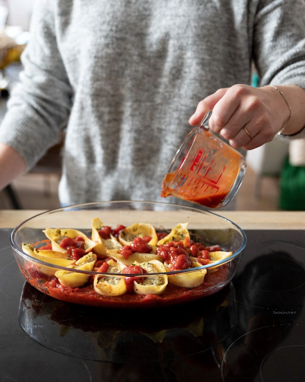 Vas oval, sticla termorezistenta, 26x18cm/1,6L, "Iconics" - Pyrex - imagine 2