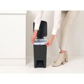 Cos de gunoi cu pedala, Brabantia, StepUp, 16 L, 29.6x22.3x41.1 cm, polipropilena, gri inchis