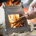 Aragaz pentru camping Flamet, InnovaGoods, pliabil, Ø15.5 x 18 cm, otel inoxidabil, argintiu