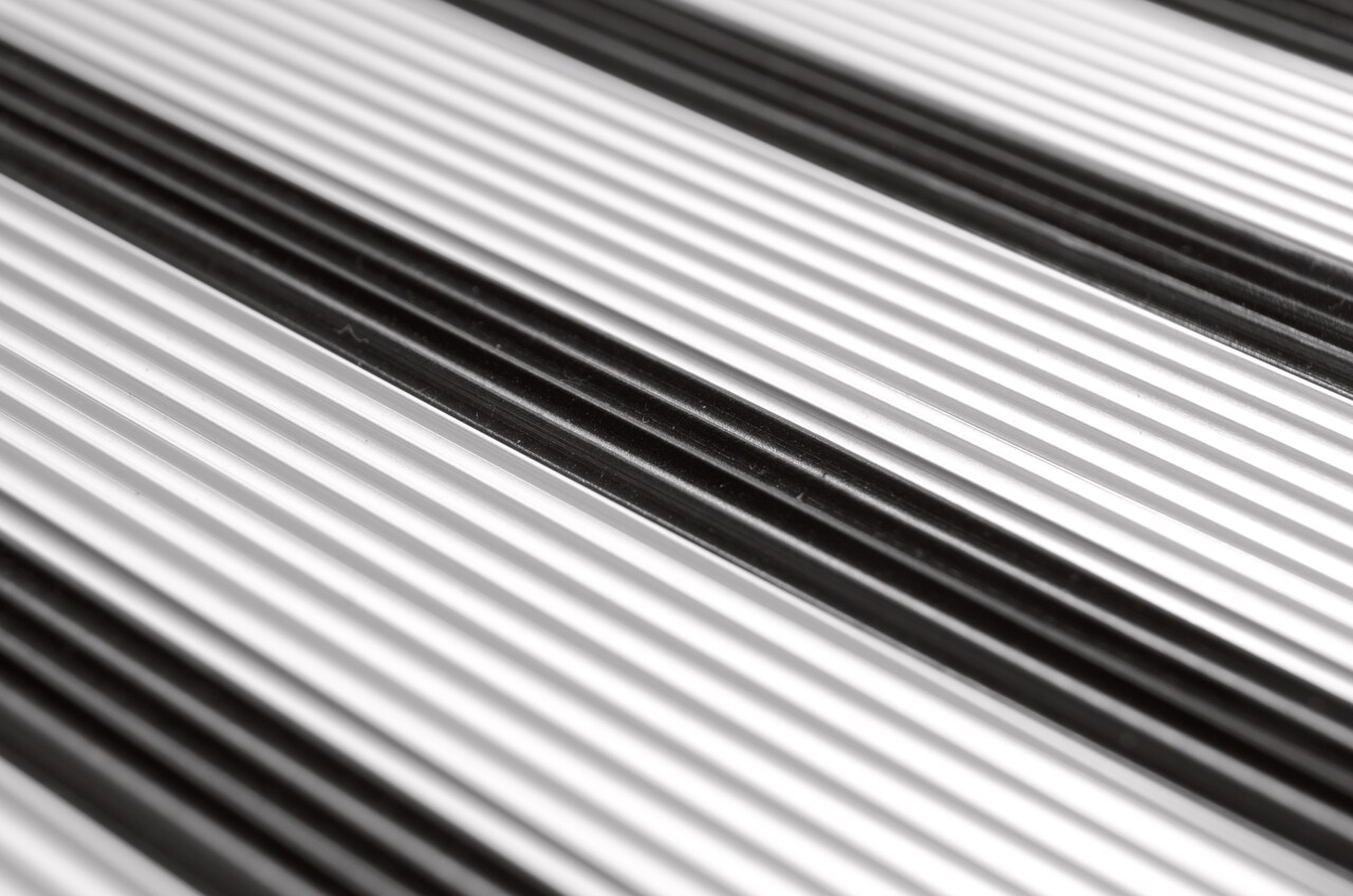 Scara pliabila, Wenko, 1-step, 44 x 74 x 5.5 cm, aluminiu/plastic, gri - 2 | YEO