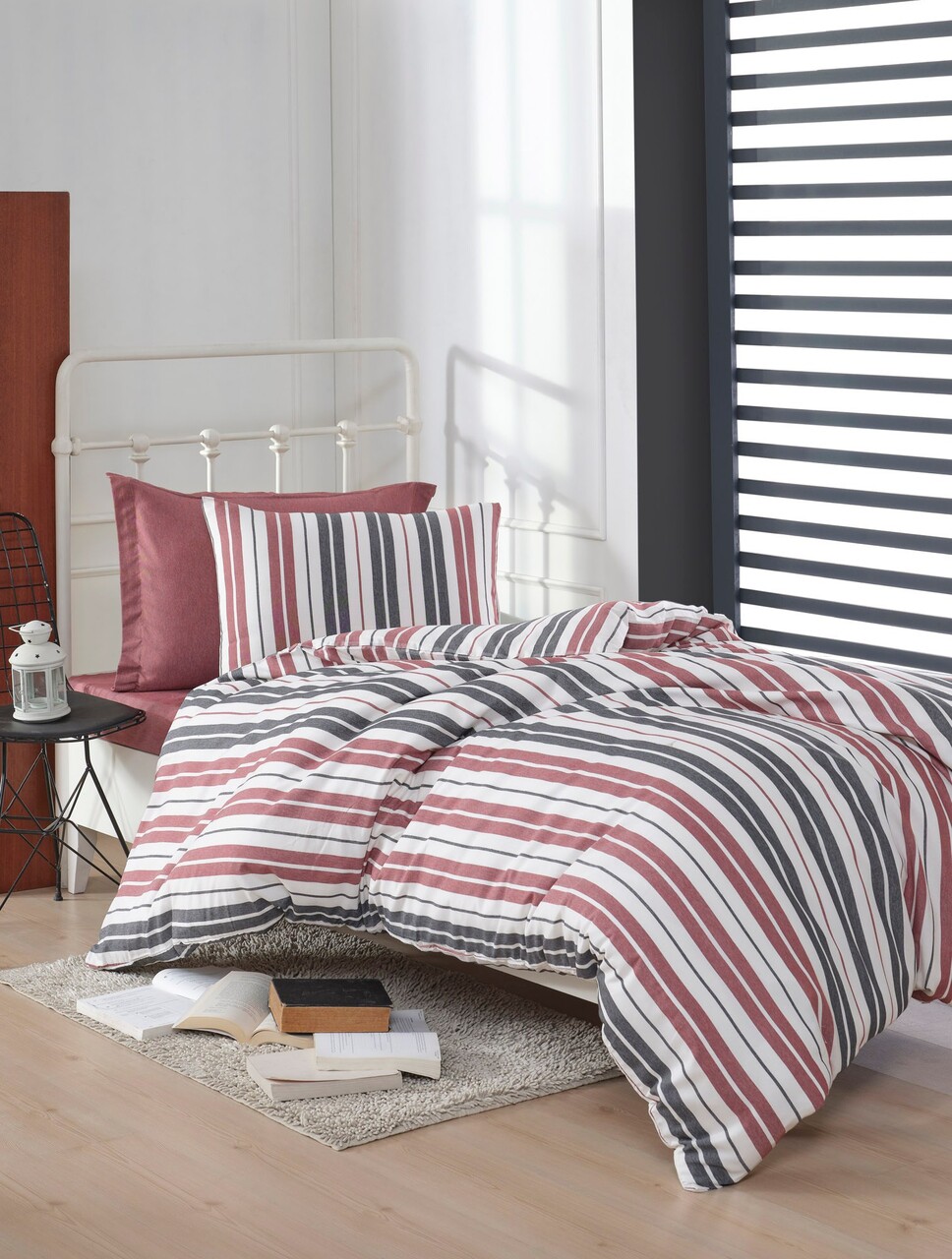 Lenjerie de pat pentru o persoana 2 piese, Monaco - Claret Red, EnLora Home, 70% bumbac/30% poliester