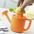 Storcator de citrice cu stropitoare InnovaGoods Watering Can Juices, 200 ml, ABS